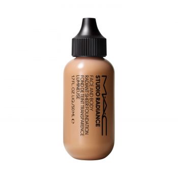 Face & Body Studio Radiance Base de Maquilhagem Ultraligeira para Corpo e Rosto