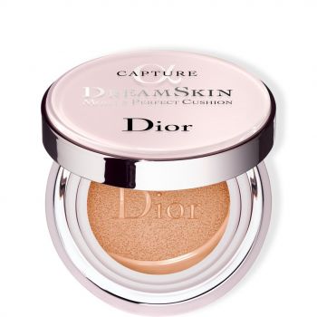 CAPTURE DREAMSKIN Moist & Perfect Cushion SPF50 PA+++ Corretor Hidratante