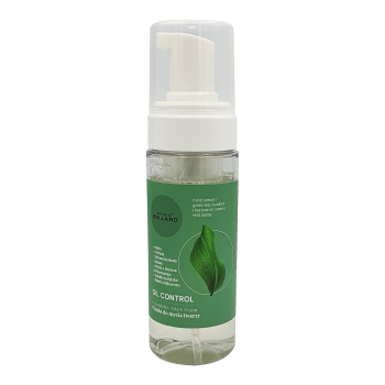 Espuma de limpeza oil control