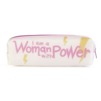 Mulher com capa de Power
