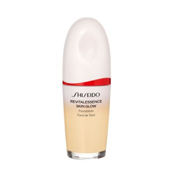 Revitalessence Skin Glow Foundation SPF 30 PA+++