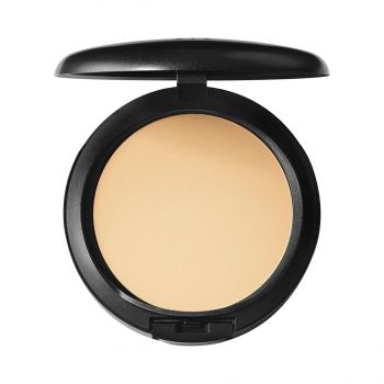Base de maquilhagem Ultra Matte Foundation Studio Fix Powder Plus Foundation